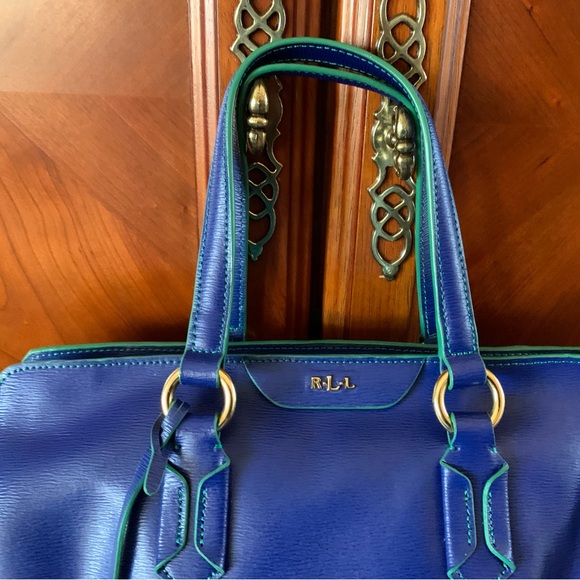 Handbag - Picture 3 of 9